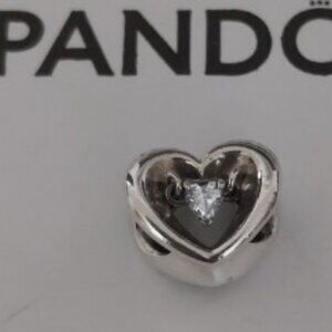 Authentic  Pandora Sterling Silver *Retired* Radiant Heart & Floating Stone